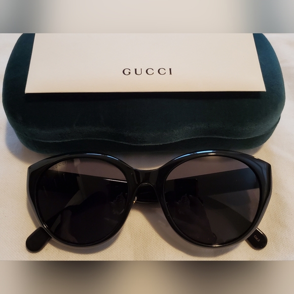 Gucci Womens Black Sunglasses - NWT - Picture 2 of 14